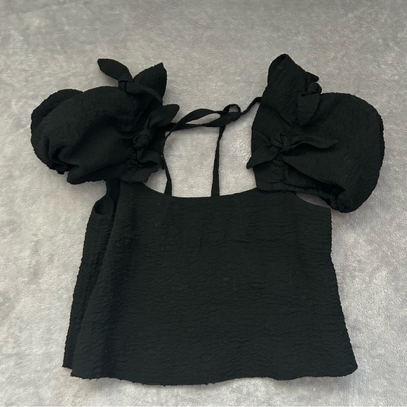 SOLD—Shushu/Tong  Bow Top in Black - Picture 2 of 6